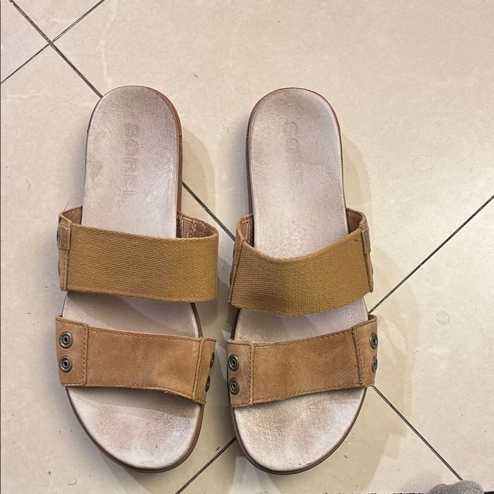 Sorel Tan Slide Sandals